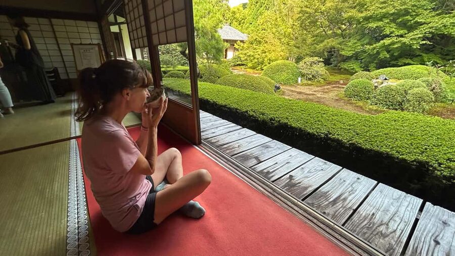 Kyoto: Shakyo & Matcha in Historic Temple Garden - A Matcha Break With Seasonal Wagashi and Garden Views