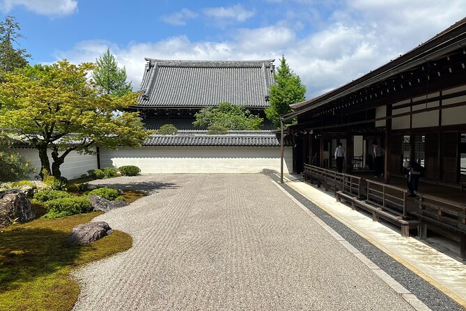 Kyoto Silver Pavilion Private 4-Hour Guided Tour - What I think makes this tour worth it: private guidance, not just a route