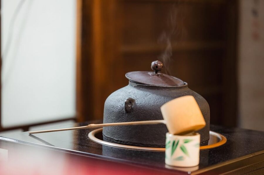Kyoto: Table-Style Tea Ceremony at a Kyo-Machiya - Whisking Creamy Matcha Yourself, Plus Thick Tea Latte Art