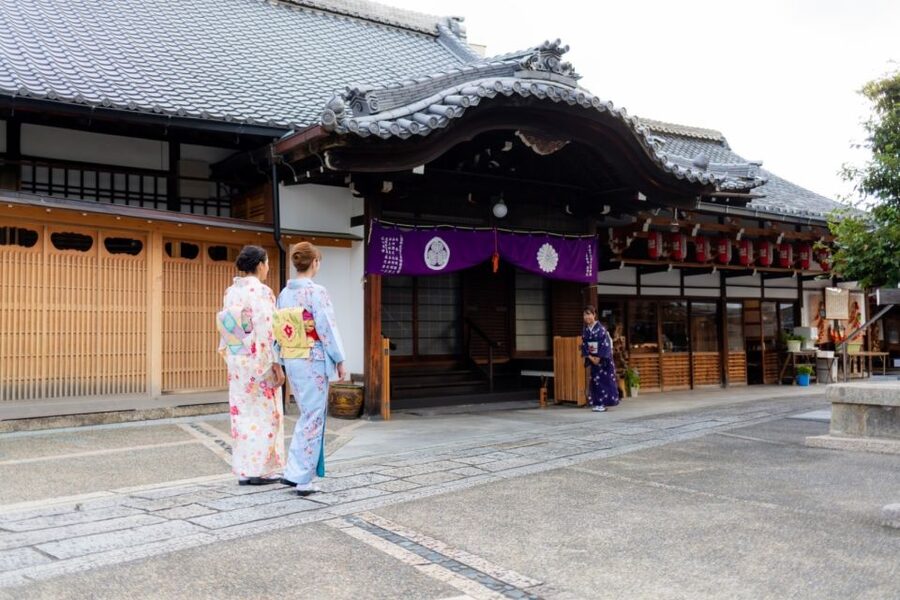 Kyoto: Tea Ceremony Ju-An at Jotokuji Temple - The Tea Master Demonstration, Then You Try It