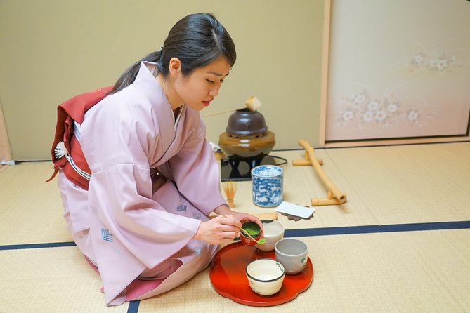 Kyoto Tea Ceremony & Kiyomizu-dera Temple Walking Tour - Tea ceremony with matcha: where the tour turns calming