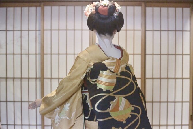 Kyoto: Temple Yoga, Tour of Four Spring Waters & Nourishing Lunch - Hiyoketemmangu and fire prevention, a water story with a twist