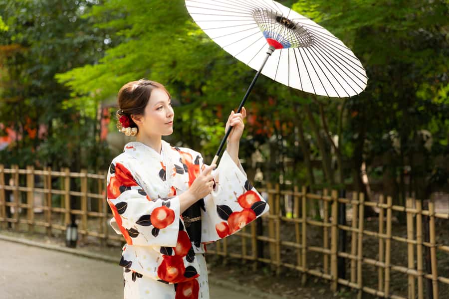 Kyoto: Traditional Kimono Rental - The Dressing Session: Where the Real Magic Happens