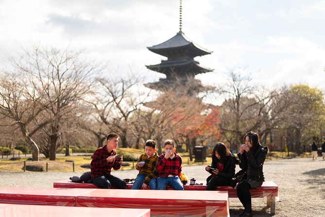 Kyoto Traditional Town Photography Photoshoot - Where you meet in Kyoto, and how it affects your timing
