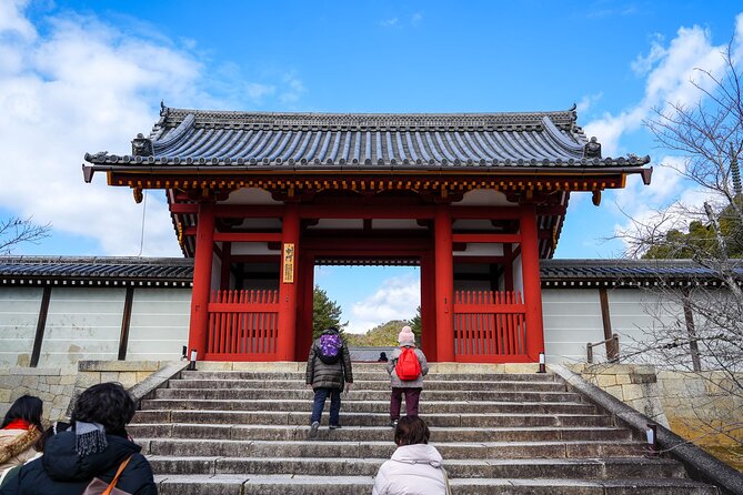 Kyoto UNESCO World Heritage Site Private Tour with a Premium Van - Kiyomizu-dera and Fushimi Inari for the Most Famous Photo Finishes