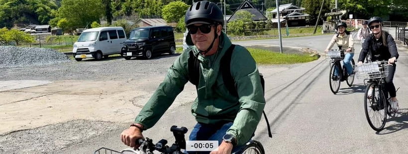 Kyoto: Visit Mario Papa's hometown and great lunch⭐️ - Gear that matters: helmet mic, earphones, and raincoat