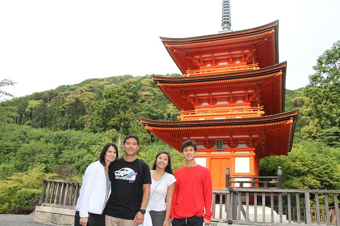 Kyoto welcome tour - Kiyomizu-dera: a guided visit with a simple plan