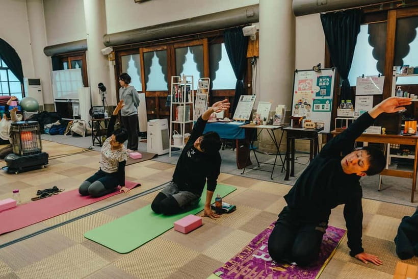Kyoto: Yoga Session in a Japanese Temple with a Meal - Japanese Philosophy, Explained Through Practice
