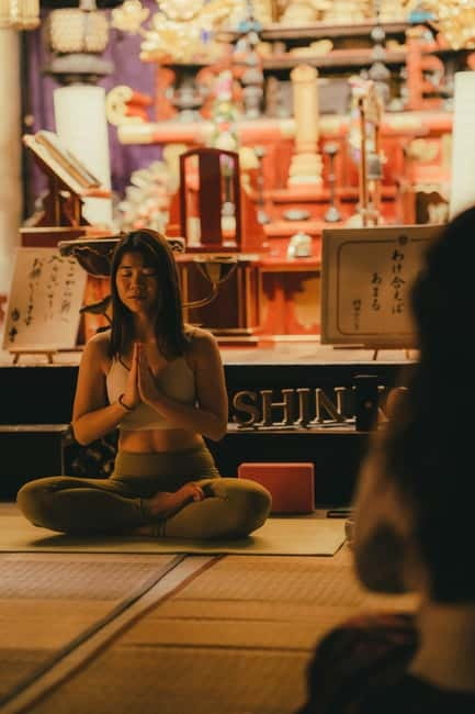 Kyoto: Yoga Session in a Japanese Temple with a Meal - A Local Guide, Plus Real English Practice Time