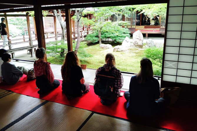 Kyoto: Zen and Art at Tranquil Kennin-ji Temple - Entering Kennin-ji: Rock Gardens and the Way Zen Viewing Works