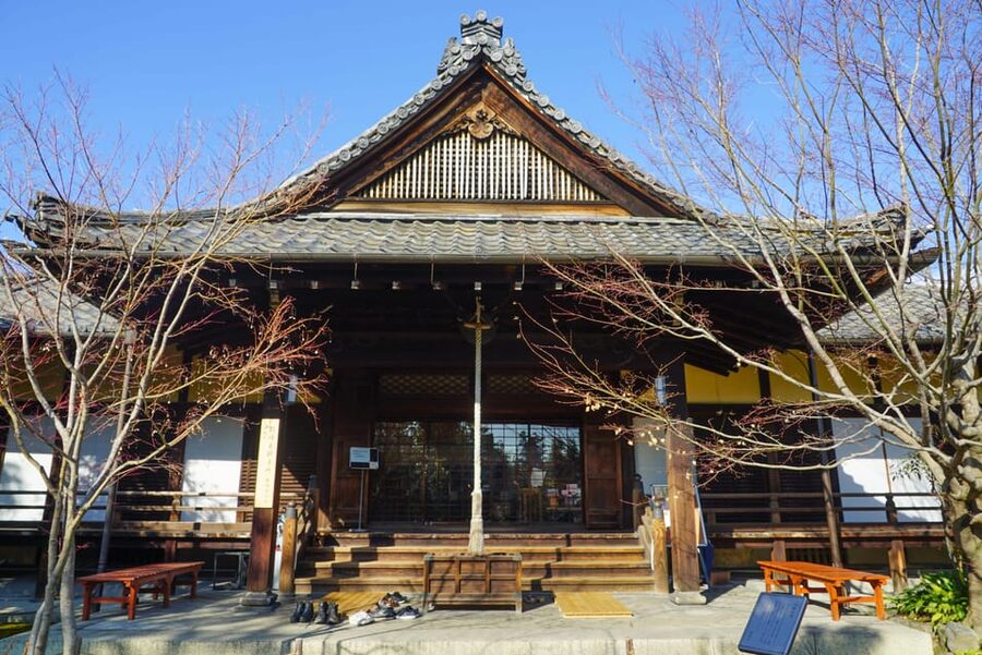 Kyoto: Zen Meditation and Garden Tour at a Temple with Lunch - Price and value: is $107 fair for a Kyoto Zen day?