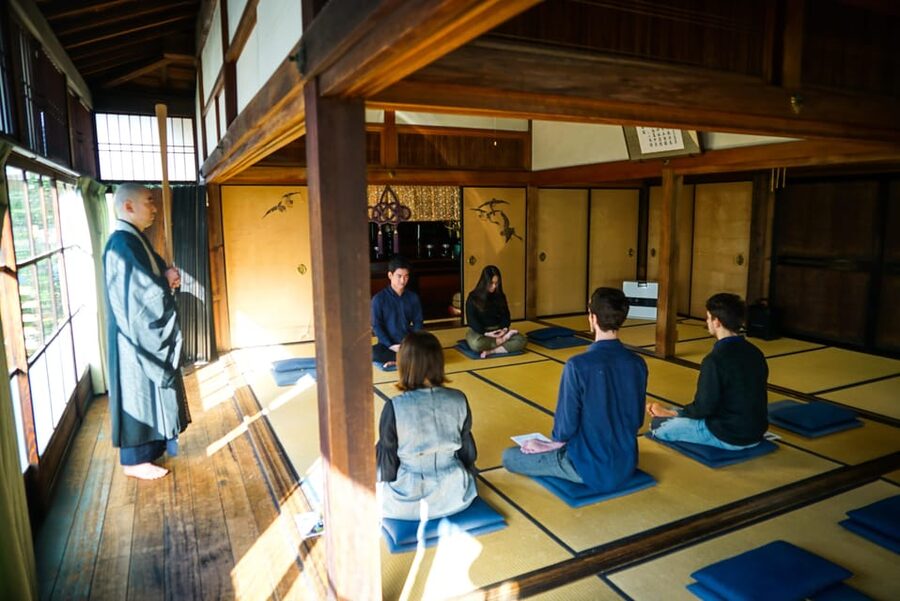 Kyoto: Zen Meditation and Garden Tour at a Temple with Lunch - Small-group details that make the Zen day feel real