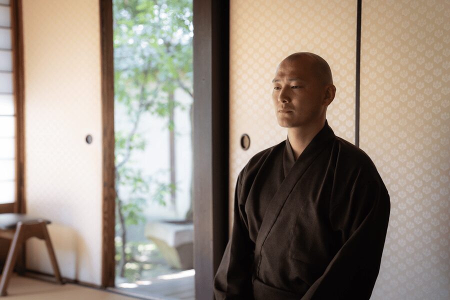 Kyoto: Zen Meditation at a Private Temple with a Monk - Photos with the monk and temple: do it, but keep the tone right