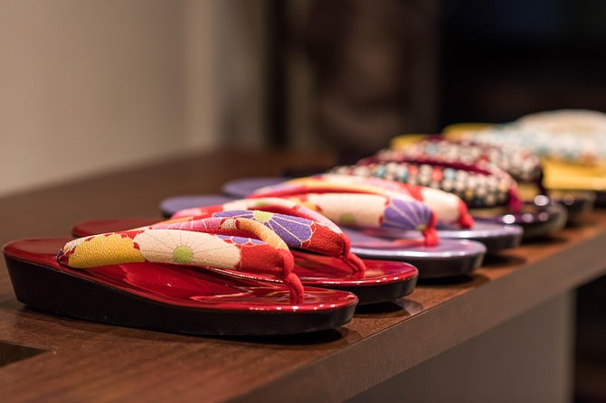 Long-sleeved 'Furisode' Kimono Experience in Kyoto - Shrine and temple visits while dressed: timing and respect
