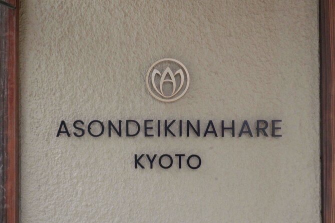 Making Hand Rolled Sushi with the Okami - Temaki Sushi Inside a 120-Year-Old Kyoto Machiya