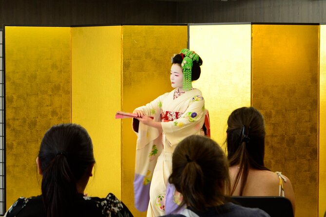 MEET MAIKO: Meet-&-Greet, Maiko Show & Experience in Kyoto - The 45 Minute Flow: Two Dances, English Q&A, and Your Photo Window