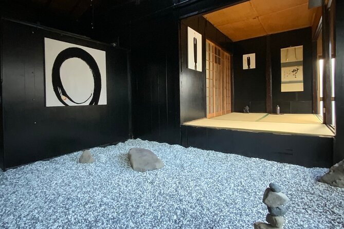 Morning Zen Meditation at a Kyoto Café - Mantra chanting and zazen: the hour’s practical step-by-step rhythm