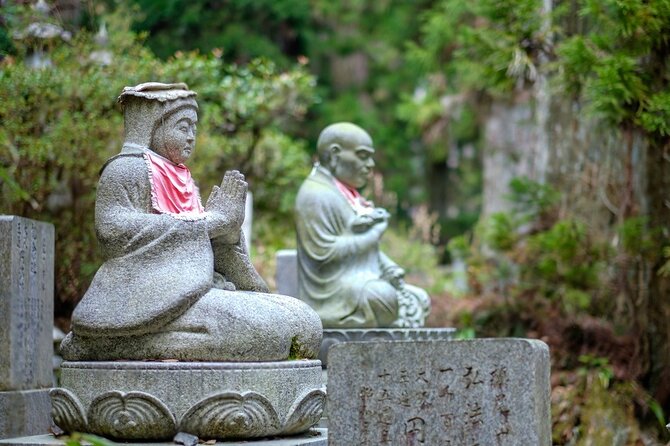 Nachi Waterfall, Mount Koya & Wakayama Tour with Two Options - Wakayama Castle: samurai views before the mountains