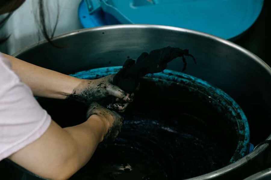 Natural Indigo Dyeing with Local Masters (Private Atelier) - Dyeing 101, Kyoto style: sukomo vats and the color change you watch