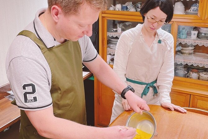 Near Fushimiinari: Kyoto Home Cooking Class & Supermarket tour - Entering a Traditional House: Tatami, Garden Views, and Dashi