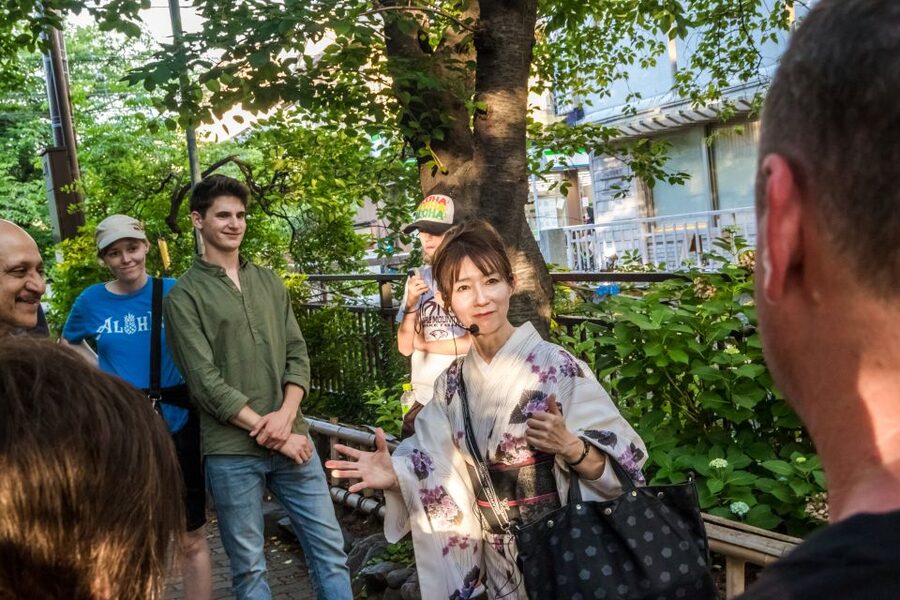 Night Walk in Gion: Kyoto's Geisha District - Meeting the Value Test: Why $21 Works for This Kind of Tour