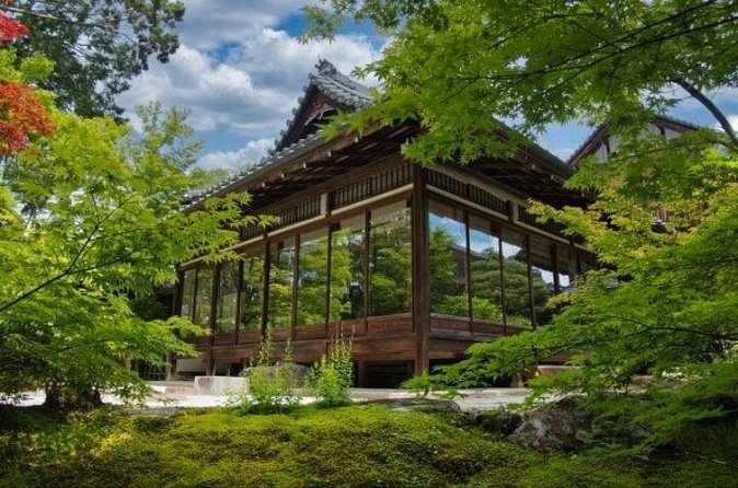 Peaceful Kyoto Walking Tour - Eikando Zenrinji: Maple Season Fame, Optional Entry Choices
