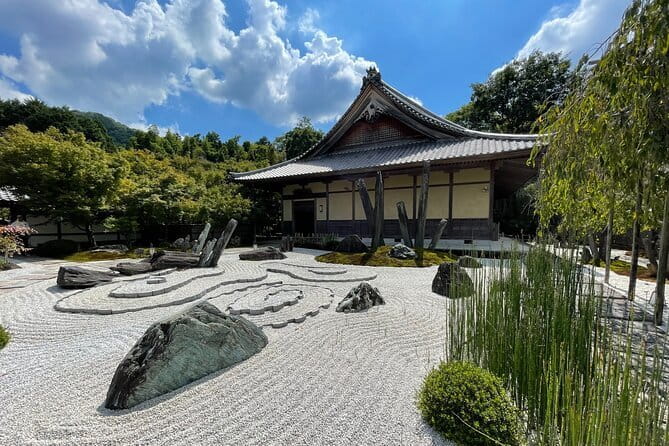 Pedal Adventure Kyoto E-Bike tour : True Kyoto Avoid the crowds - Enkoji Temple: where the quiet time is the point