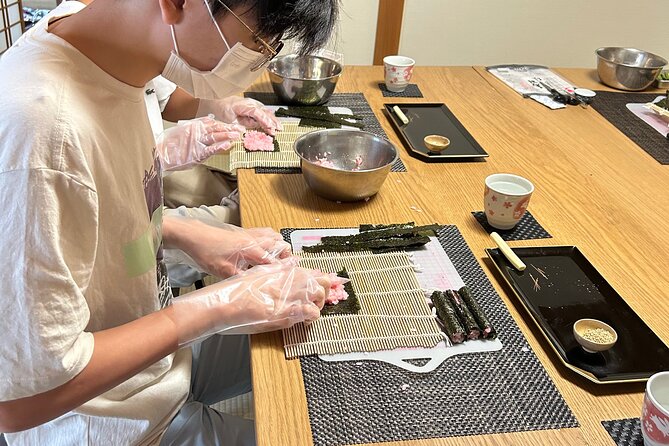 Private Art Sushi Roll Class in Kyoto - What You Leave With: Booklet and Certification