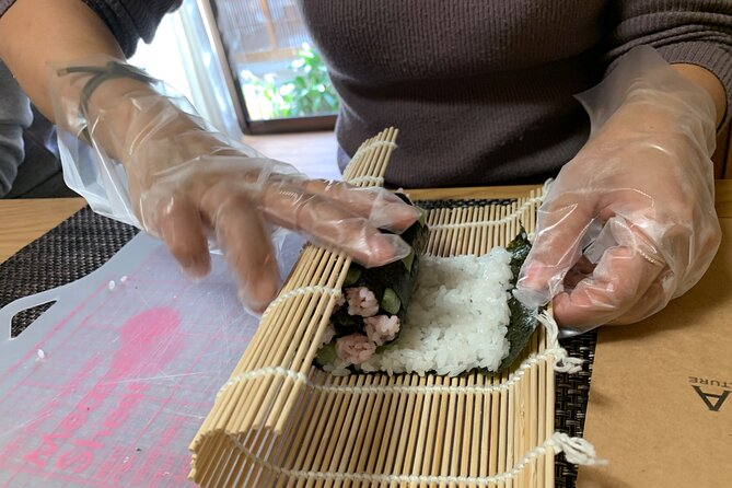 Private Art Sushi Roll Class in Kyoto - Meeting Point and What Happens When You Arrive
