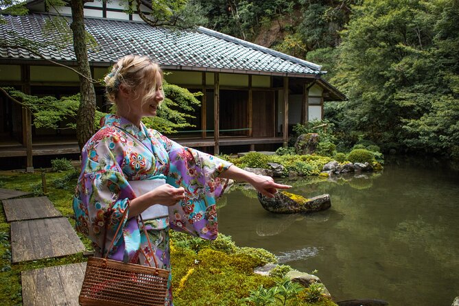 Private car tour Let's uncover secrets of majestic Kyoto history - Kinkakuji (Golden Pavilion area): when gold leaf is more than a photo