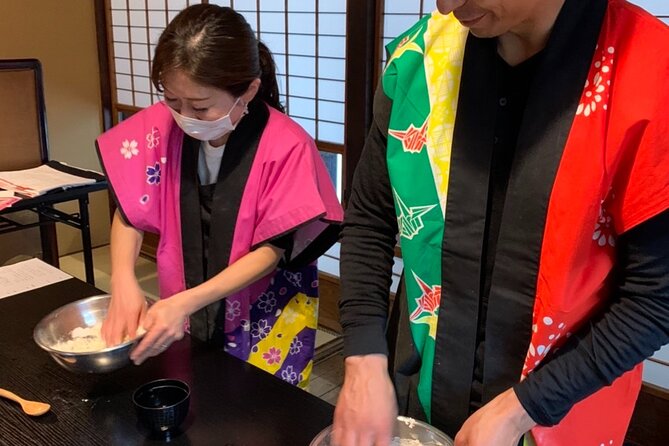 Private Cooking Class Udon in Kyoto Japan - Finding the Place Fast, Getting Comfortable in Shimogyo