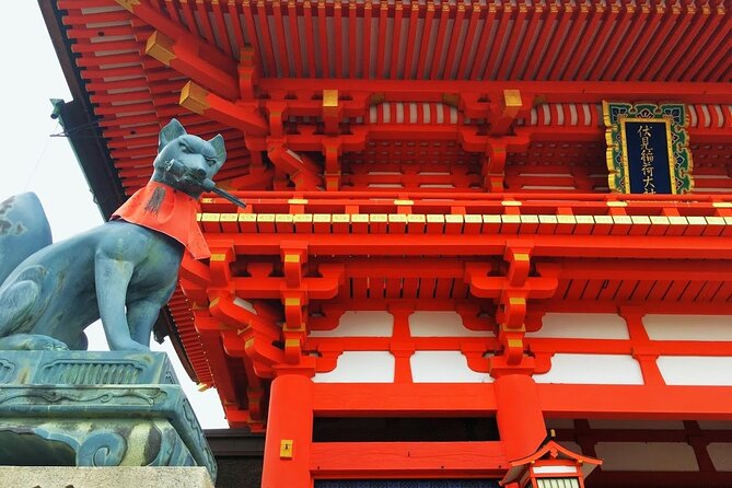 Private Fushimi Red Gates & Secret Bamboo Mountain Trekking Tour - Getting there at 8:30, and why the start-to-finish matters