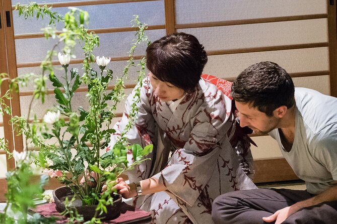 Private Ikebana in a Kyoto Machiya - Getting Oriented: How the Class Starts With Ikebana History