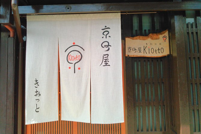 Private Japanese music concert - Inside Kyomachiya Kiotto: Chairs, Craft, and Close Listening