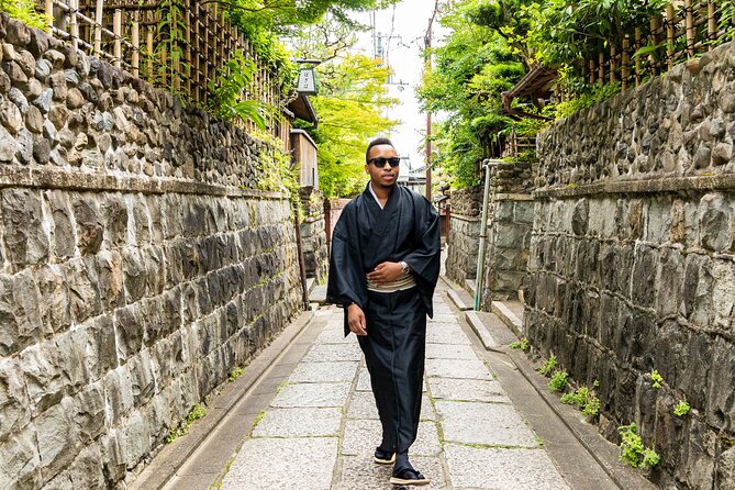 Private Photoshoot Experience in Kyoto ( Gion ) - What You Get: Photos, Edits, and File Types