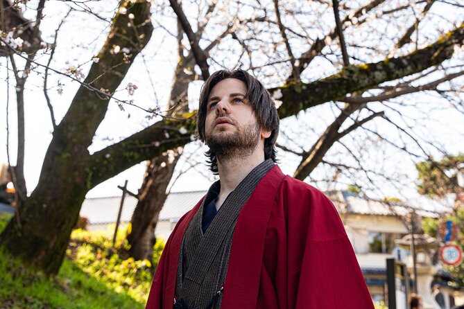 Sakura Season Photoshoot Experience in Kyoto - Keage Incline or Chion-in Temple: pick the mood you want