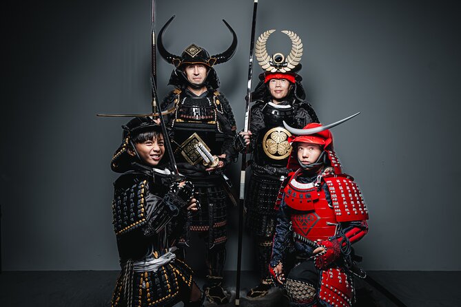 Samurai Armor Experience 60 minutes in Kyoto - Choosing your samurai armor suit from the monthly display