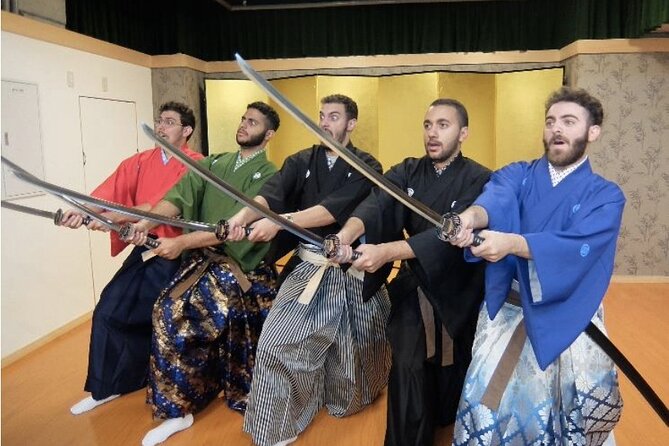 Samurai Experience and Kenbu Show in Kyoto - Dressing the Part: Tabi Socks, Kimono or Hakama, and Photo Poses