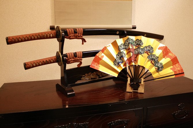 Samurai Performance and Casual Experience: Kyoto Ticket - The Mini Experience After the Show: Sword and Fan Photo Time