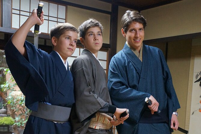 Tea ceremony and kimono experience at Kyoto, Tondaya - Kimono fitting: what it includes and what you should wear