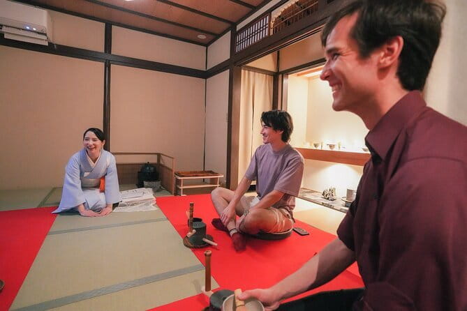 The Way of Tea: Kyoto Crafts, Hidden Temples & Wabi-Sabi Walk - Meeting point in Gion: get positioned early and you’ll glide