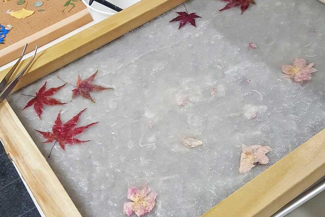 Traditional Japanese Washi Papermaking- Kyoto morning - Bilingual Instructors and Small-Group Calm
